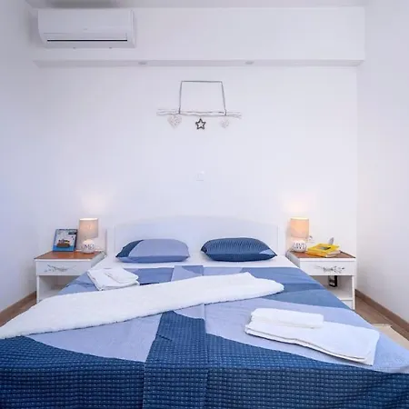 Awaken Gorgeous Sea View Apartman *